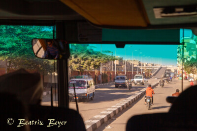 mit dem Bus nach Hurghada