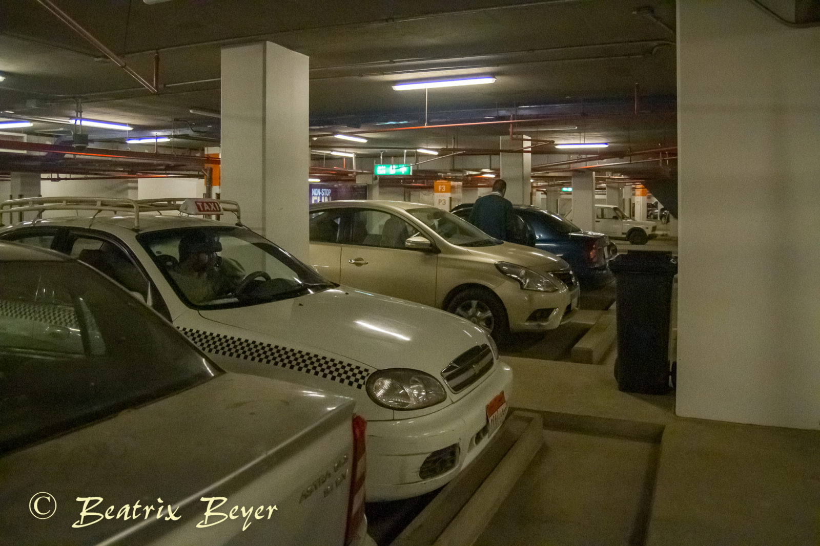 eine Tiefgarage bei der Soppingmall